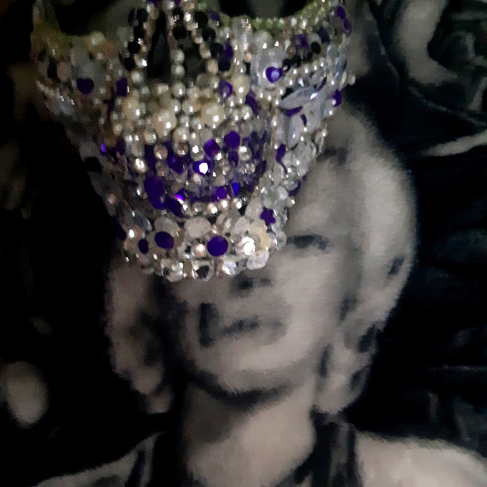 Purple Rhyme stone mask